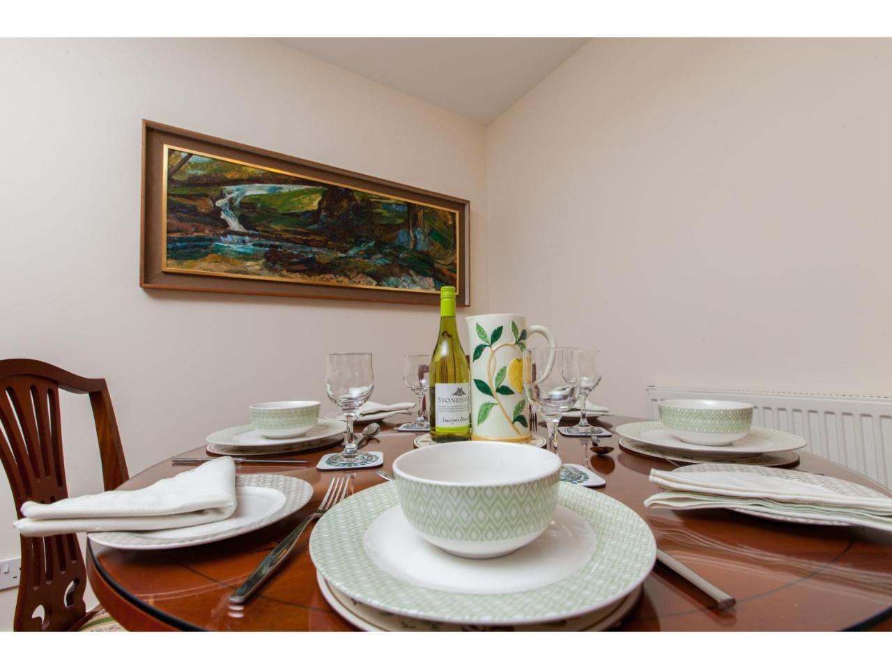إدنبرة Spacious, Central Apartment المظهر الخارجي الصورة