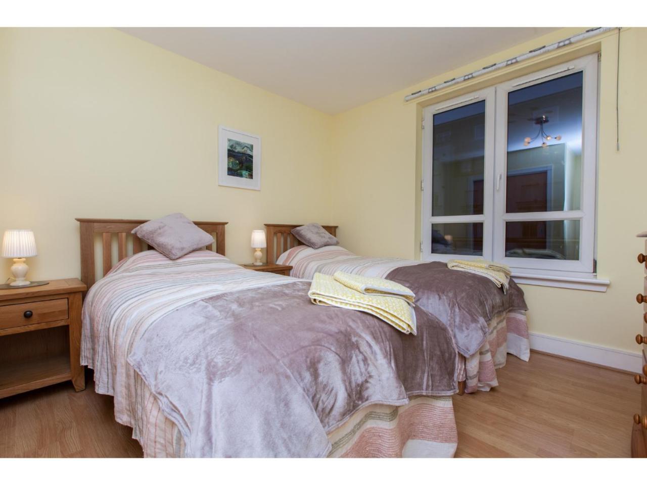 إدنبرة Spacious, Central Apartment المظهر الخارجي الصورة
