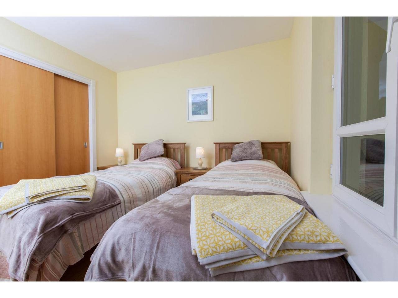 إدنبرة Spacious, Central Apartment المظهر الخارجي الصورة