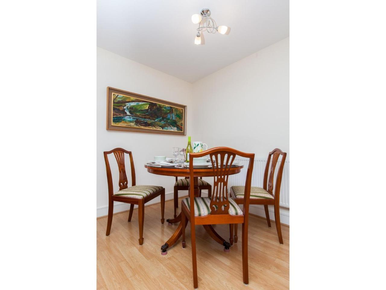 إدنبرة Spacious, Central Apartment المظهر الخارجي الصورة